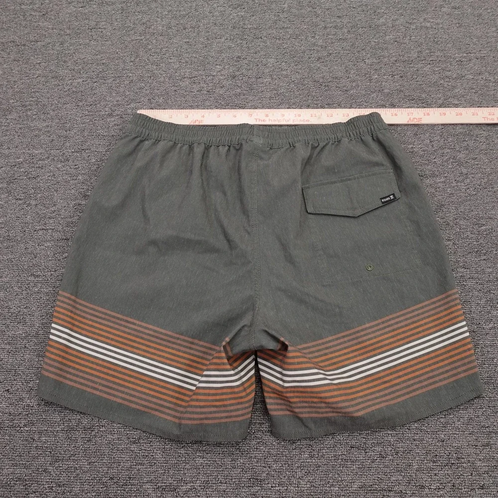Roark Shorts Mens Medium Green Striped Swim Trunks Guide Works Skull Surf